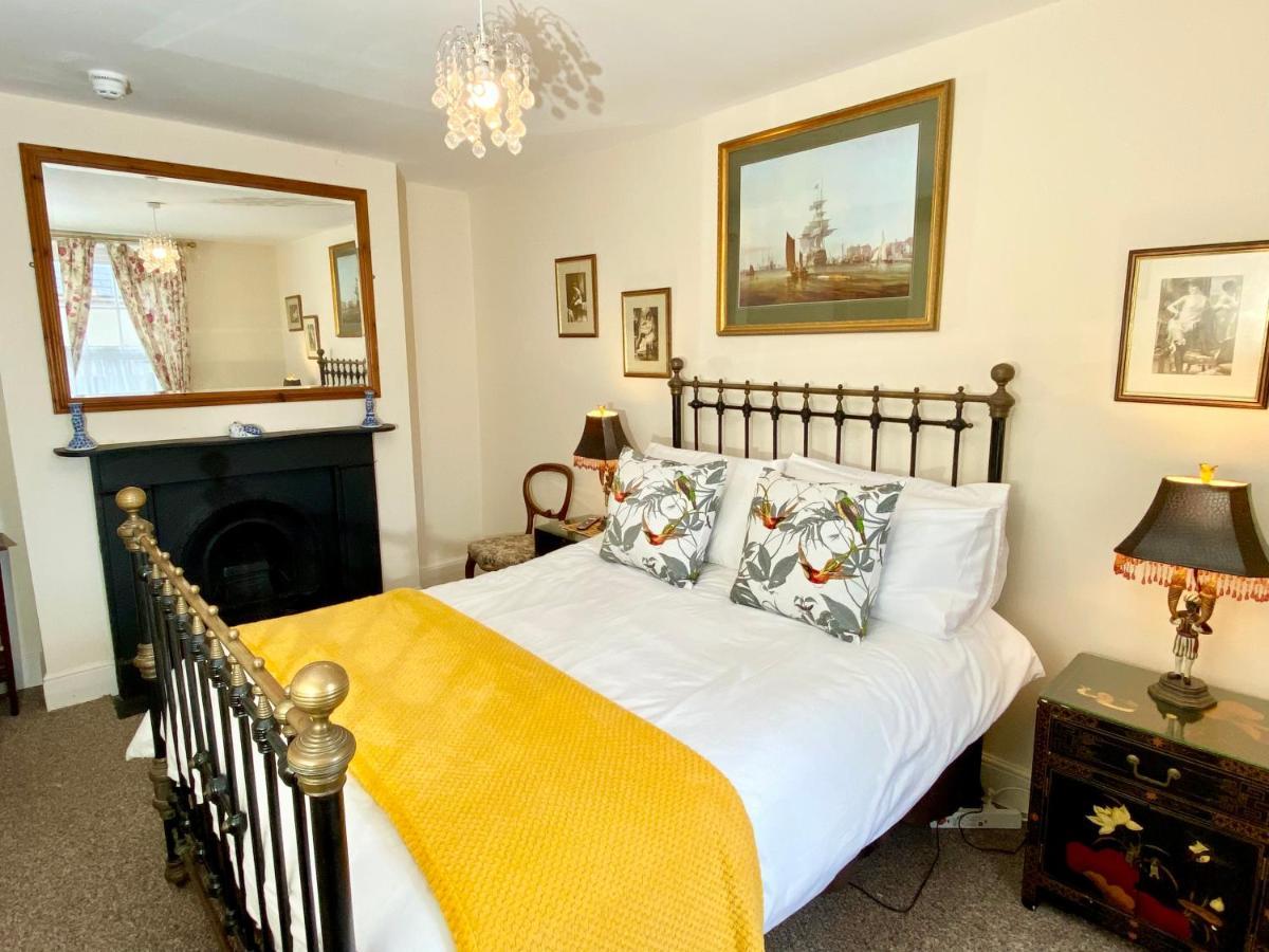 Lala Mundi Bed & Breakfast Brading Exterior foto