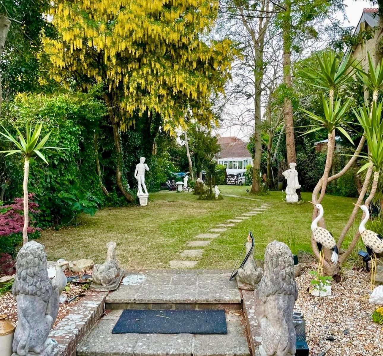 Lala Mundi Bed & Breakfast Brading Exterior foto